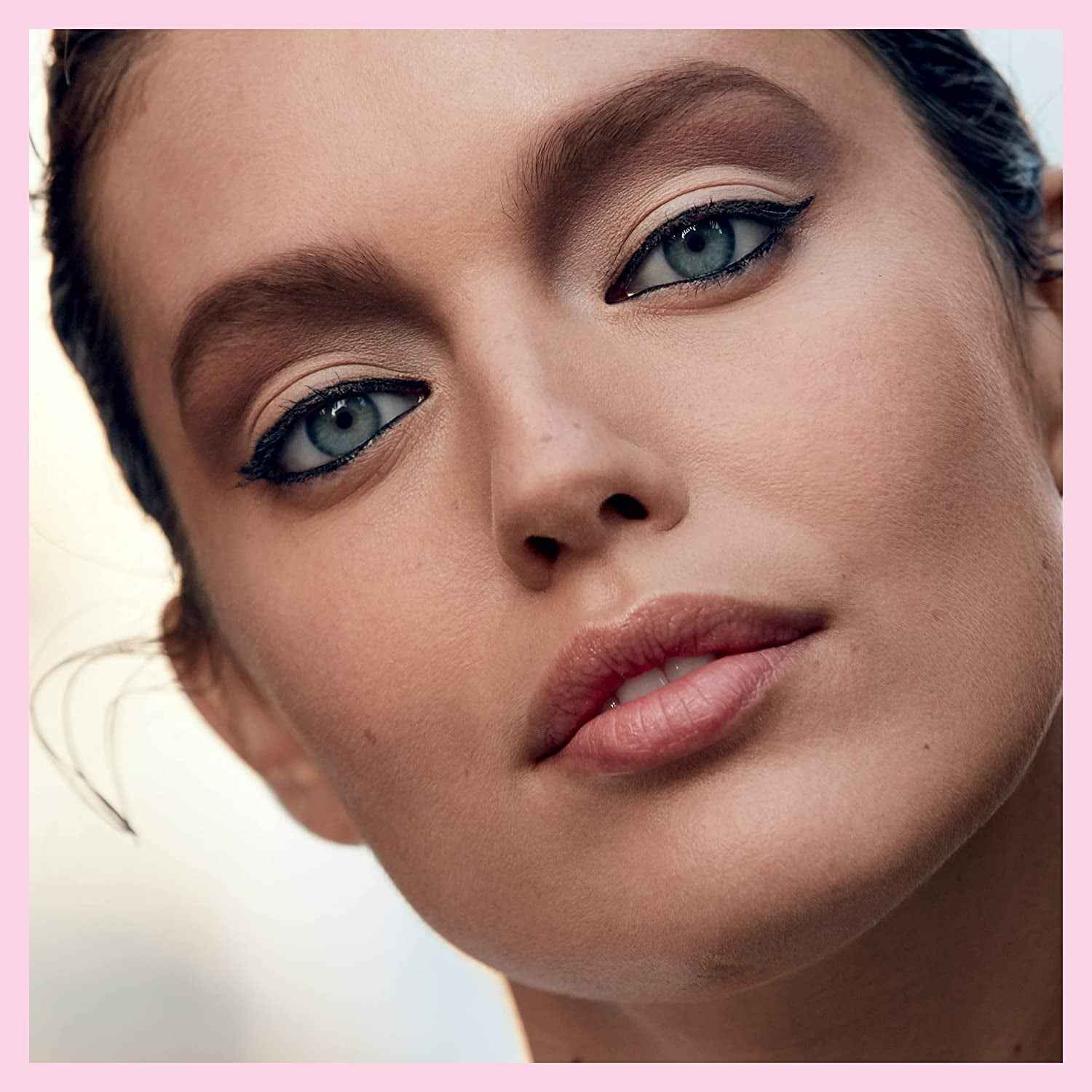 Hyper Easy Liquid Pen No-Skip Eyeliner, Satin Finish, Waterproof Formula, Pitch Black, 0.018 Fl Oz