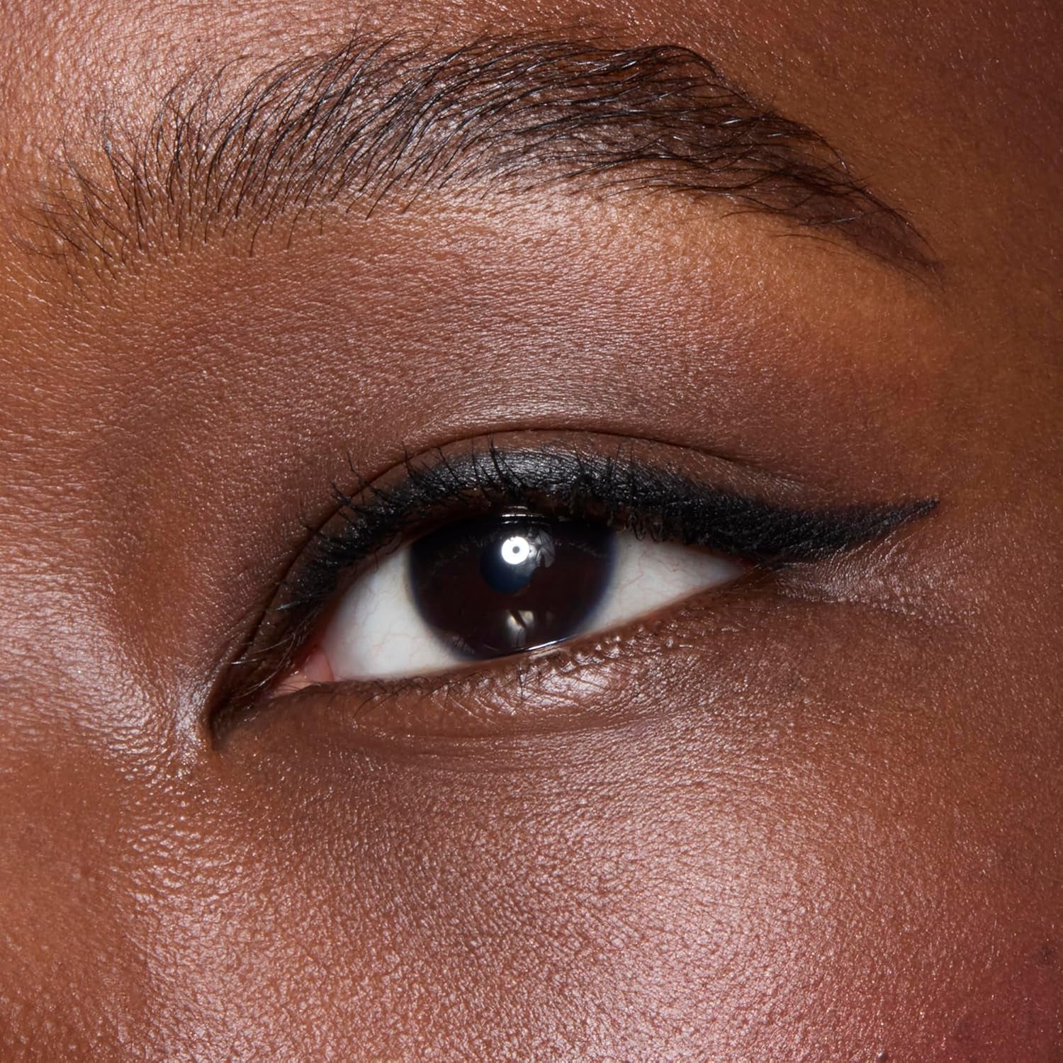 No Budge Retractable Eyeliner, Creamy, Ultra-Pigmented & Waterproof, Creates Bold & Defined Lines, Vegan & Cruelty-Free, Black